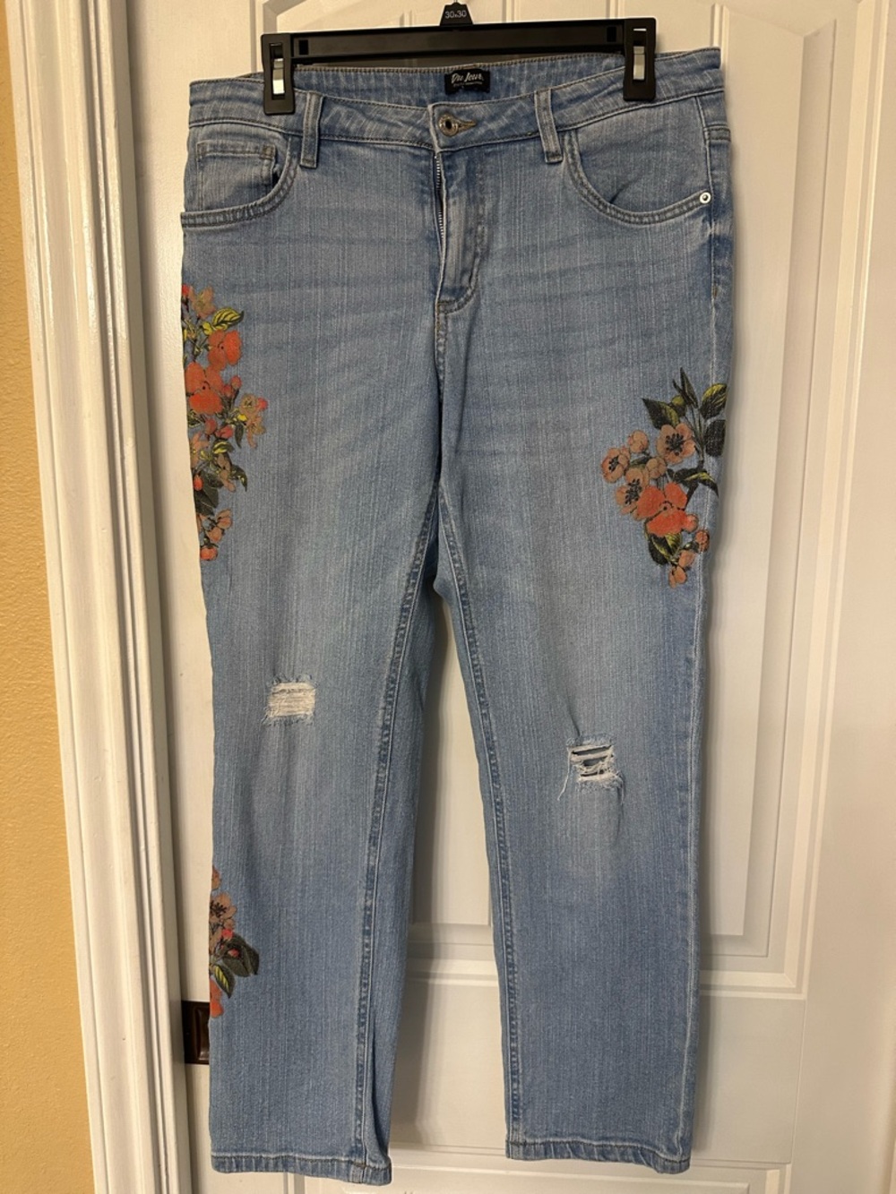Dujour Light Blue Straight-Leg Jeans with Orange Floral Embroidery ankle pants